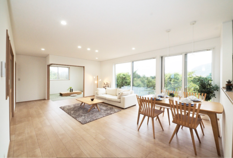 海を眺めるsumai