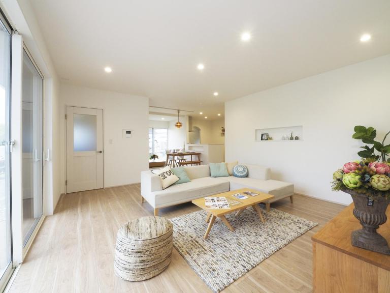 茶の間で寛ぐ、平屋なsumai。