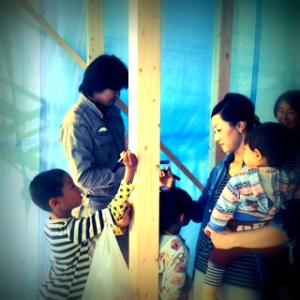 雪どけからの晴天。