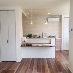 狭小地に建つ、和みながら過ごすsumai。お礼。