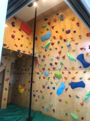 毎週、木曜日更新します。