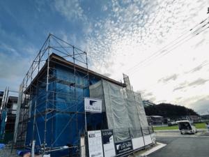 モデルハウスの棟上げ